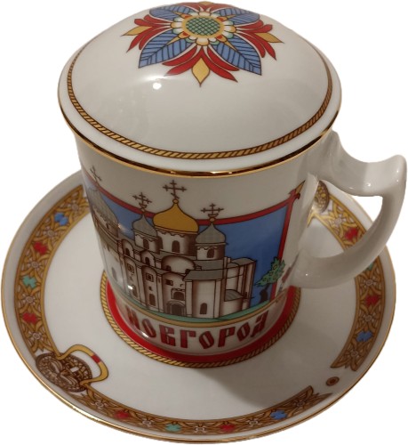 kubek-ze-spodkiem-nowogrod-galinex-lomonosow.jpg
